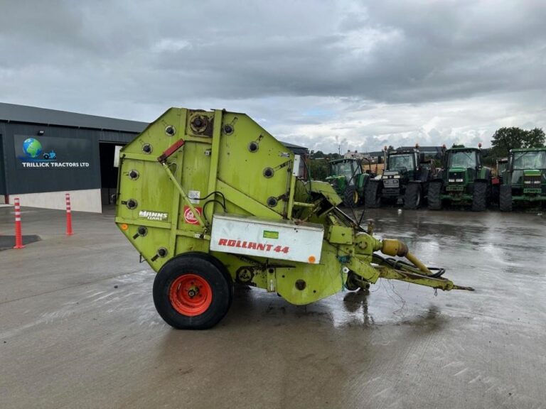 1990 CLAAS ROLLANT 44 — photo 1