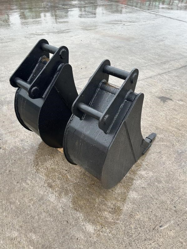 Hammer/Breaker – Hydraulic NEW TT 12′ BUCKETS C/W TEETH — photo 6
