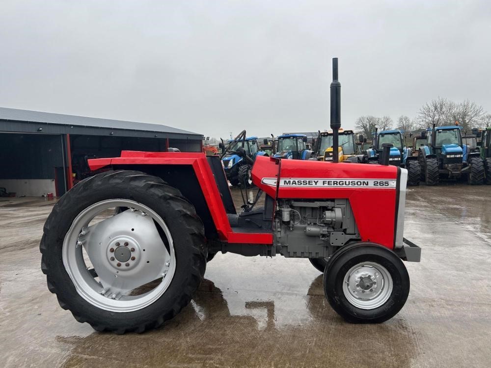 1998 MASSEY FERGUSON 265 — photo 1