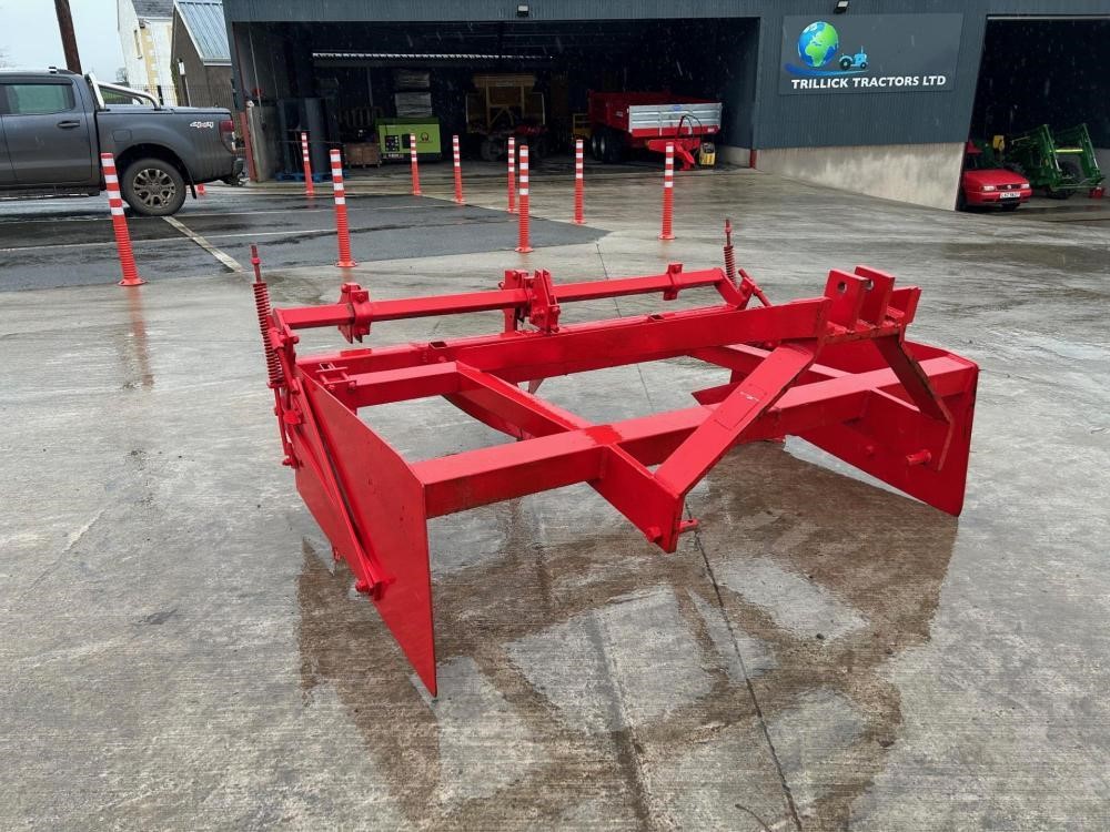2020 MASSEY FERGUSON 120 — photo 1