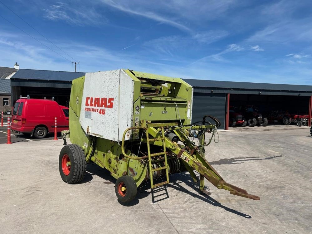 1997 CLAAS ROLLANT 46RC — photo 2