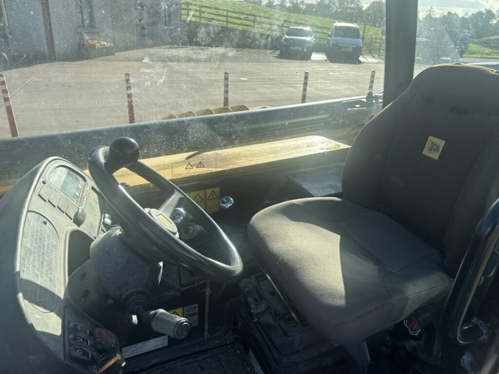 2014 JCB 535-140 — photo 7