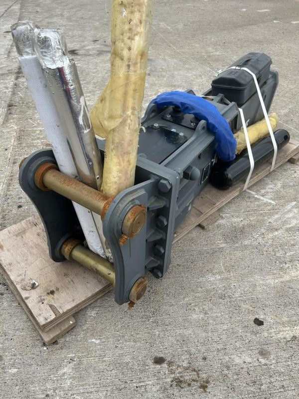2026 Hammer/Breaker – Hydraulic NEW HEROE 75 HYDRAULIC BREAKER (50MM PINS)) — photo 4
