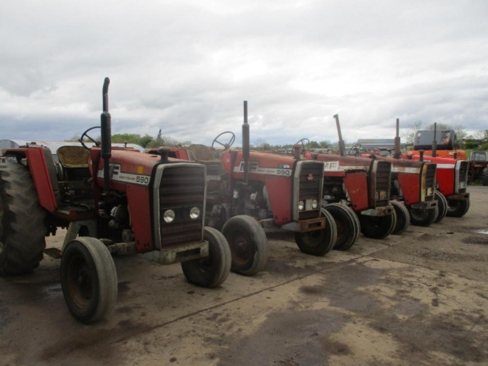 1981 MASSEY FERGUSON 590 — photo 2