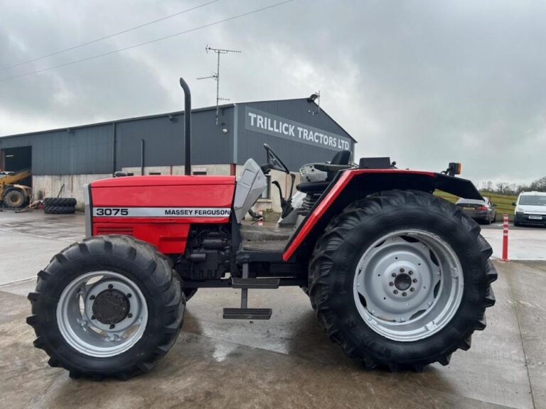 2002 MASSEY FERGUSON 3075 — photo 4
