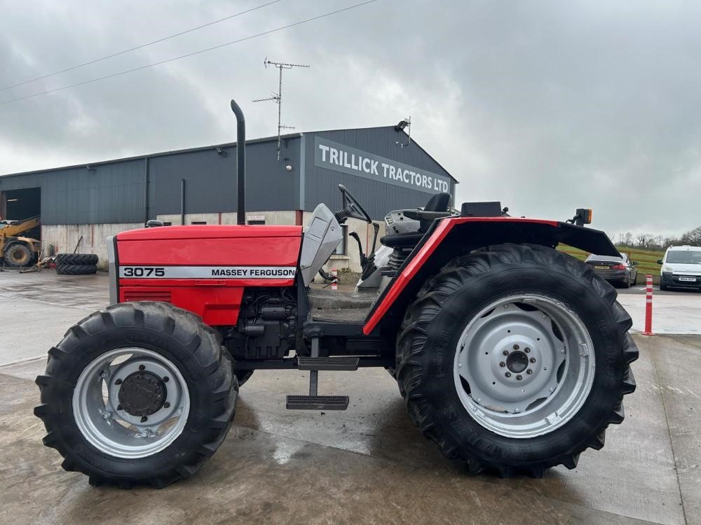 2002 MASSEY FERGUSON 3075 — photo 4
