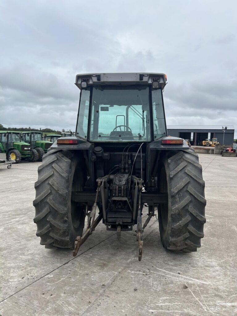 1996 MASSEY FERGUSON 3080 — photo 5