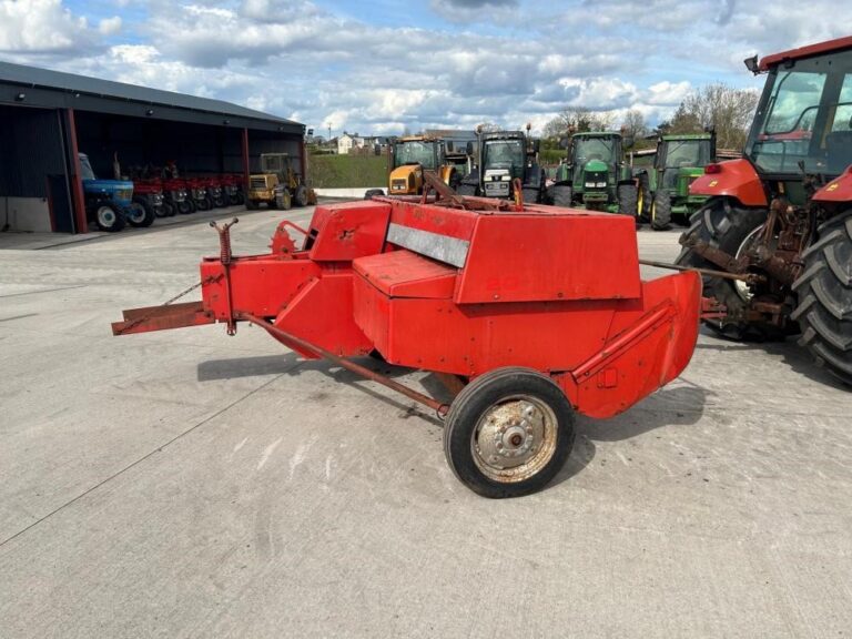 1990 MASSEY FERGUSON 120 — photo 5
